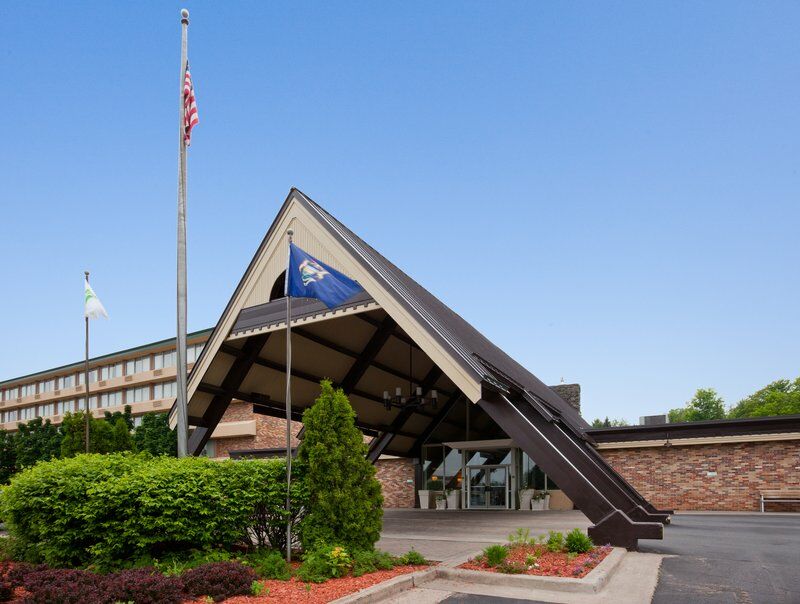 Holiday Inn Marquette By Ihg Kültér fotó