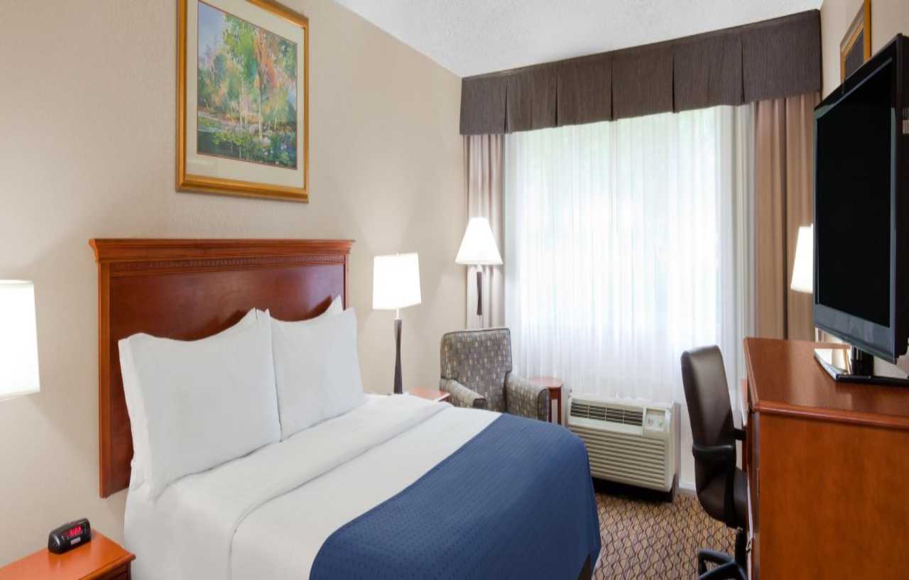 Holiday Inn Marquette By Ihg Kültér fotó